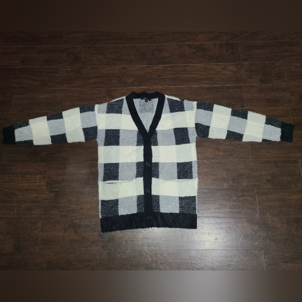 Cyrus Soft Cozy Cardigan Size Small